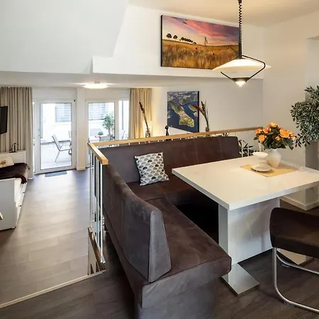 Ebenerdige Fewo Mit Terrasse & Schlafhaus Am Edersee Holiday home *